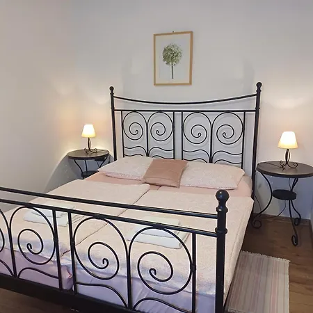 & Darrer Guest house 3*