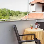 & Darrer Casa de hóspedes Poreč