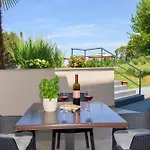 Casa de hóspedes & Darrer