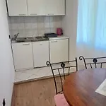 Casa de hóspedes & Darrer 3*