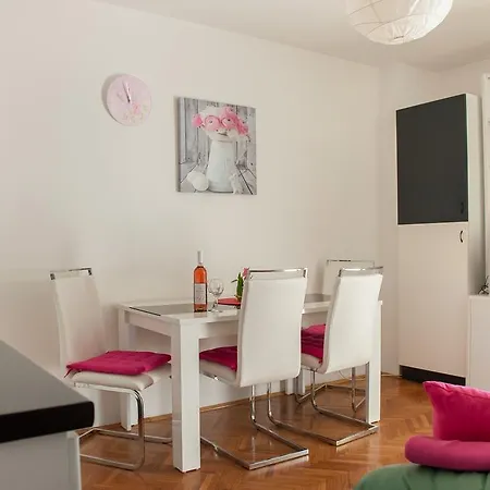 & Darrer Casa de hóspedes Poreč