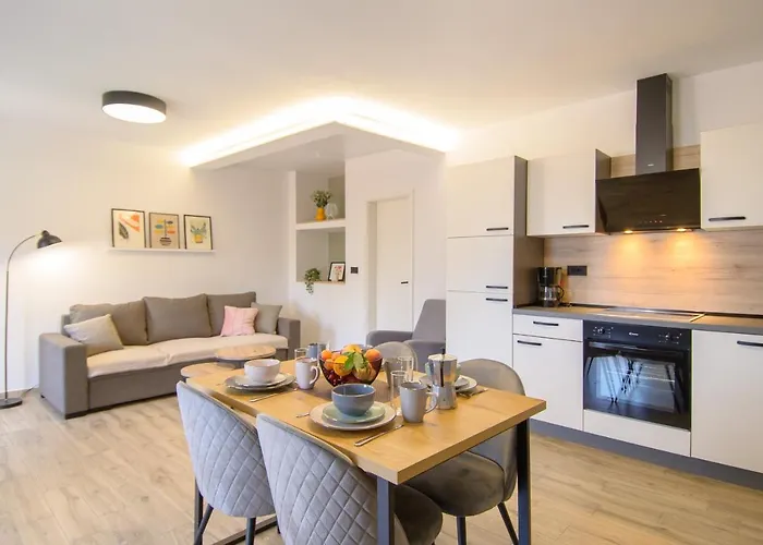 Pensión & Darrer 3*