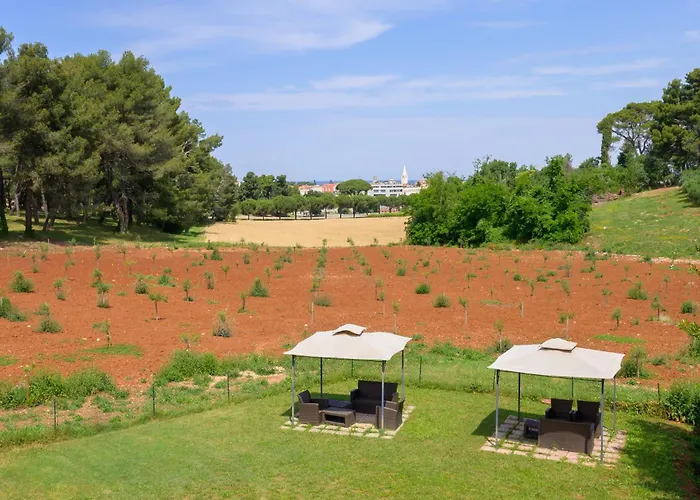 & Darrer Pensión 3*